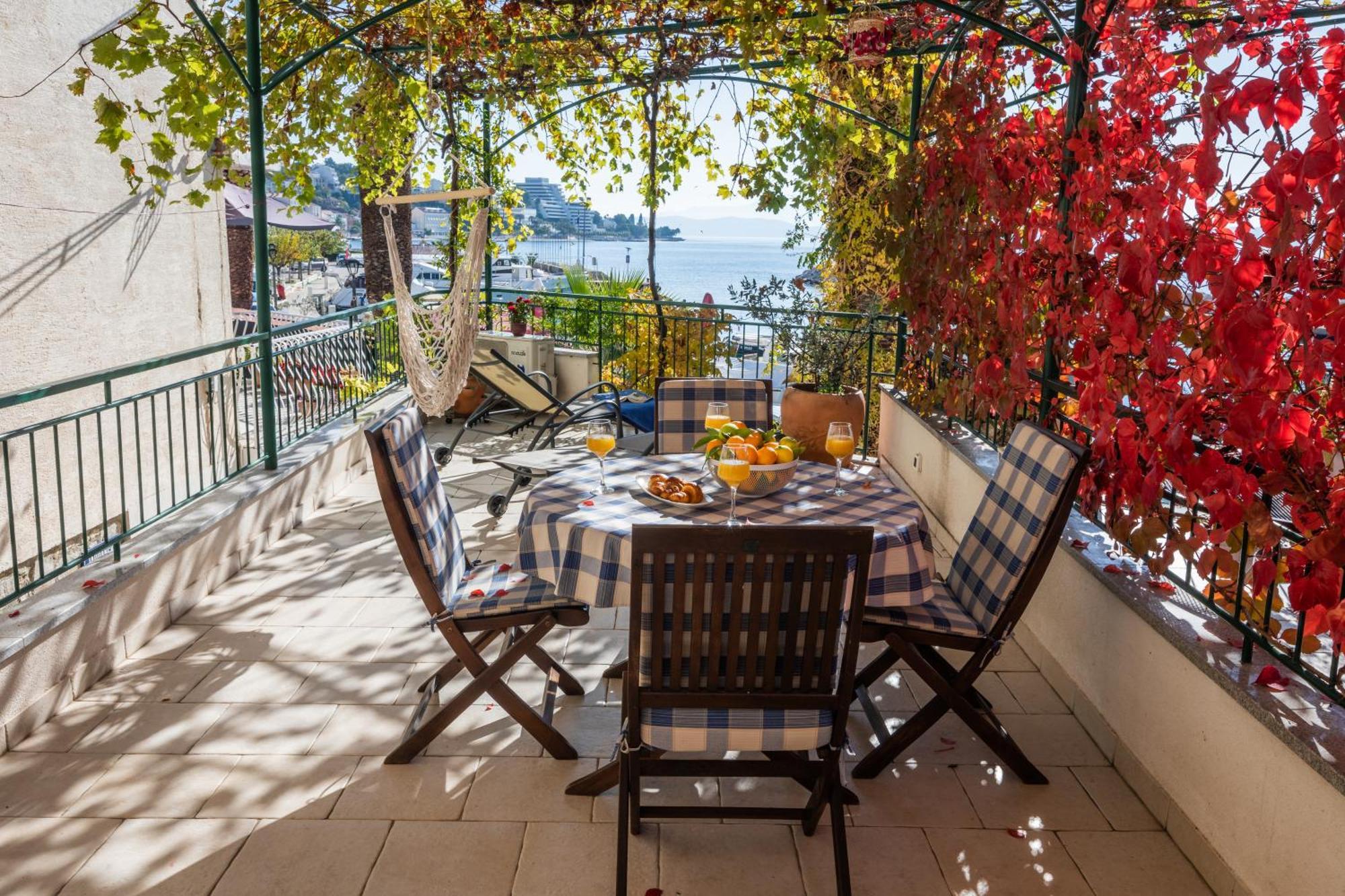 Apartment Top Terrace Podgora Eksteriør bilde